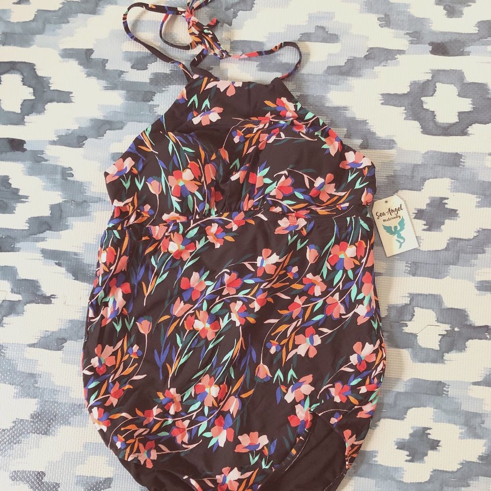 NWT Med black floral maternity swimsuit